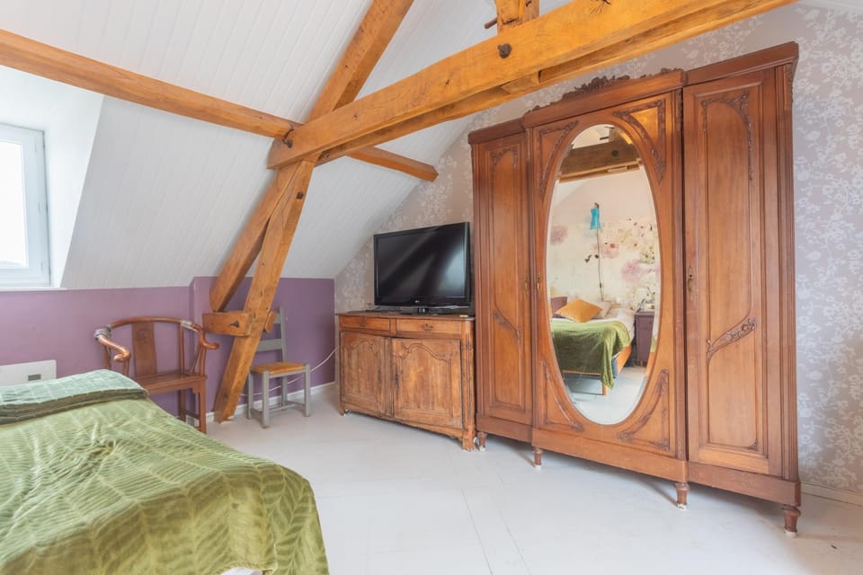Property building, Living room