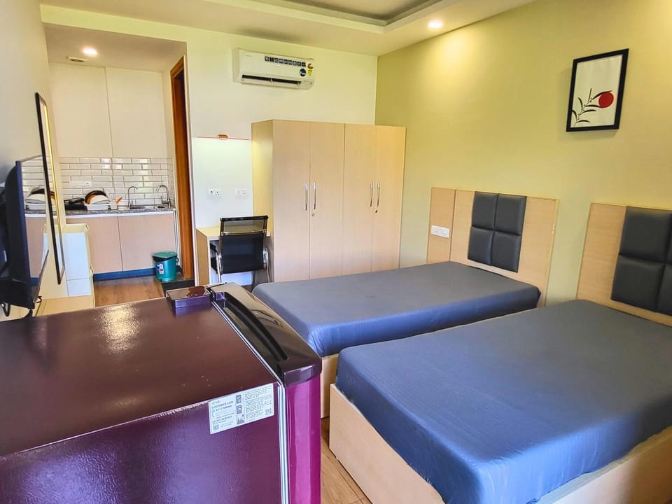 Kitchen or kitchenette, Living room, air conditioner