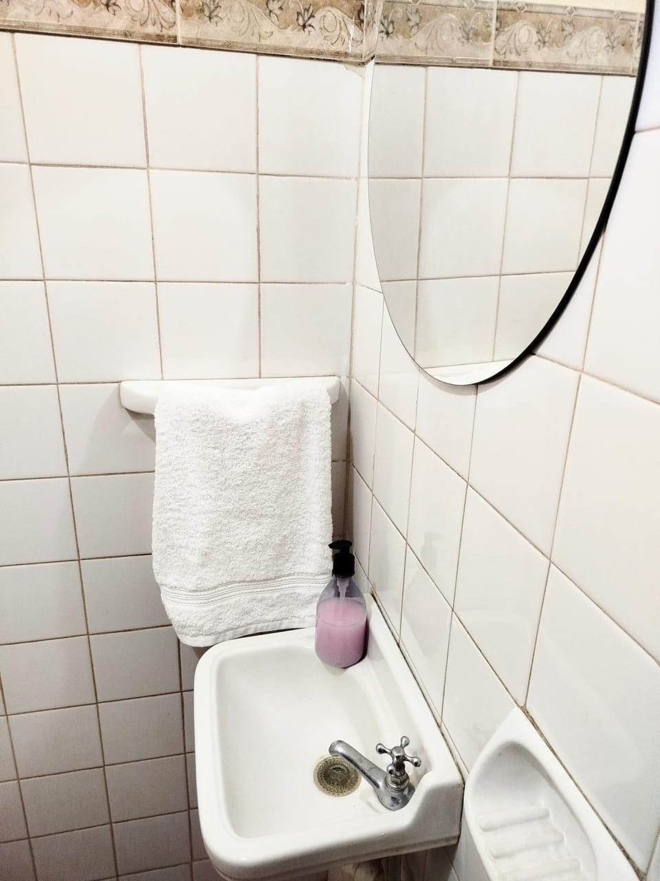 Bathroom, towels