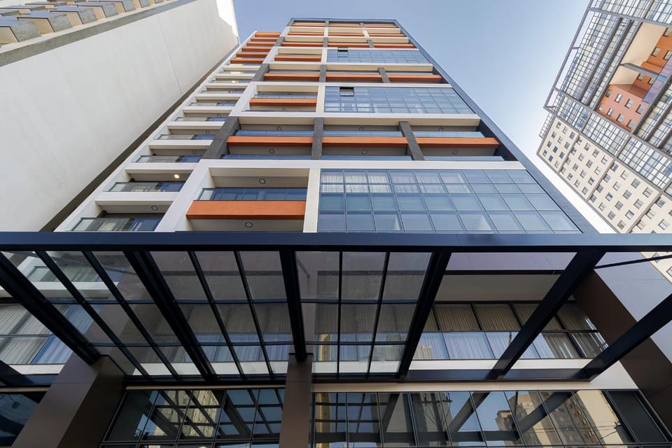 MUV Residence, prédio completo próximo ao shopping estação e centros executivos do Batel Apartment in Curitiba