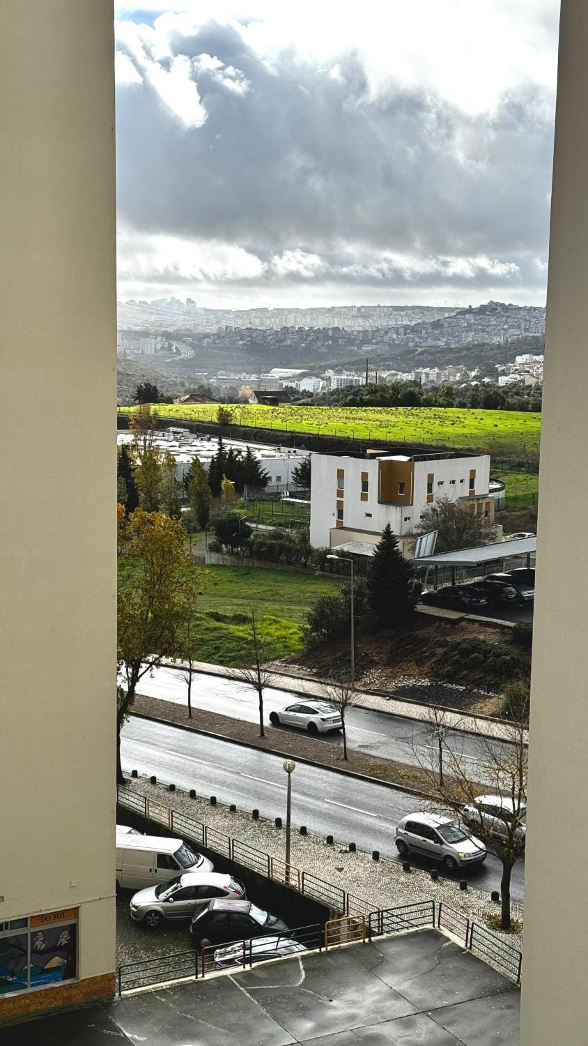 Neighbourhood, Natural landscape, Street view, Location, Quiet street view, Parking