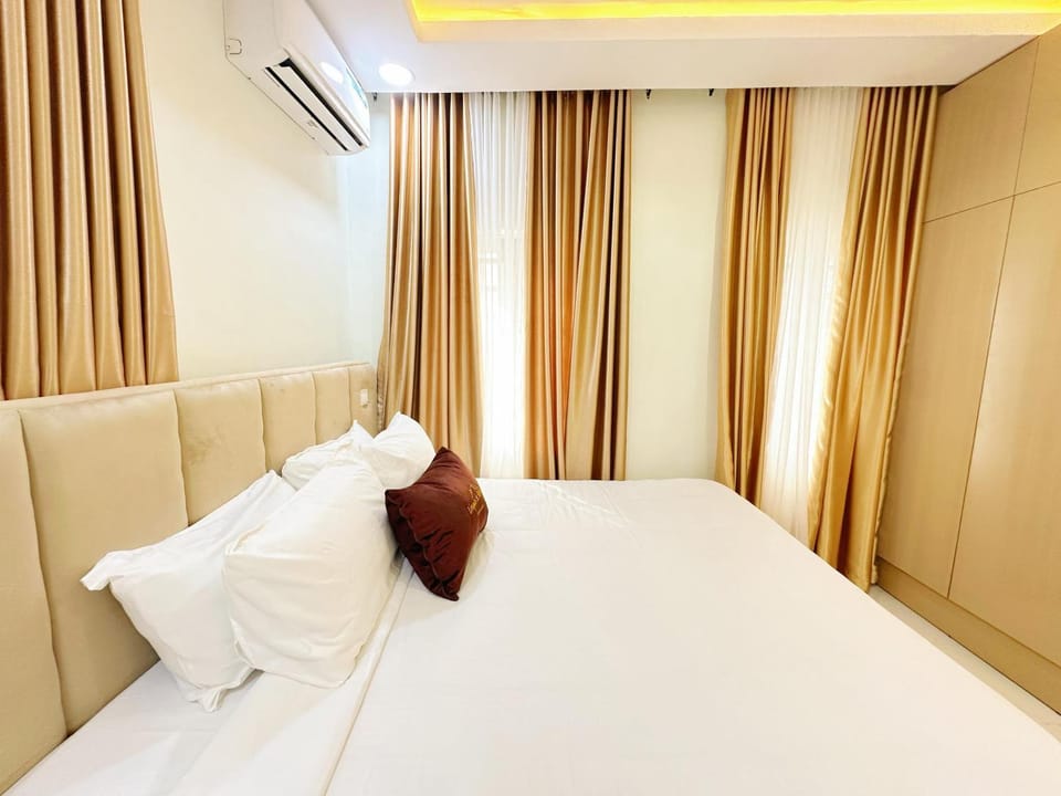 Bed, Bedroom, air conditioner
