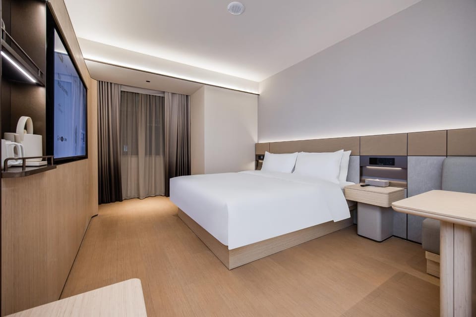 JI Hotel Guangzhou Pazhou Metro Station Hotel in Guangzhou