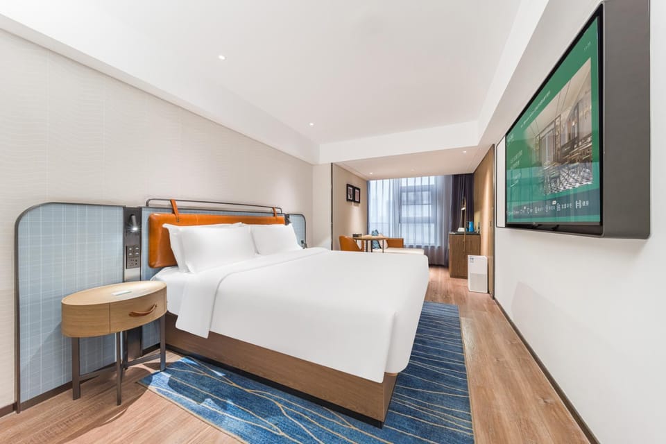 Madison Hotel Wuhan Living Room Polar Ocean World Hotel in Wuhan