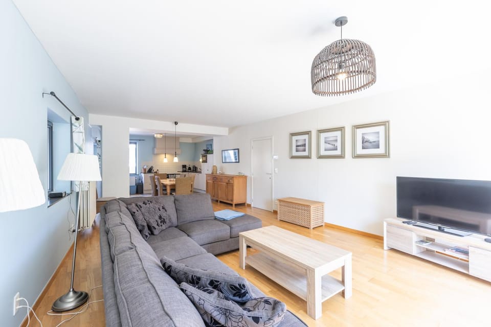 LECOMTE - New Helmond 219 Apartment in Ostend