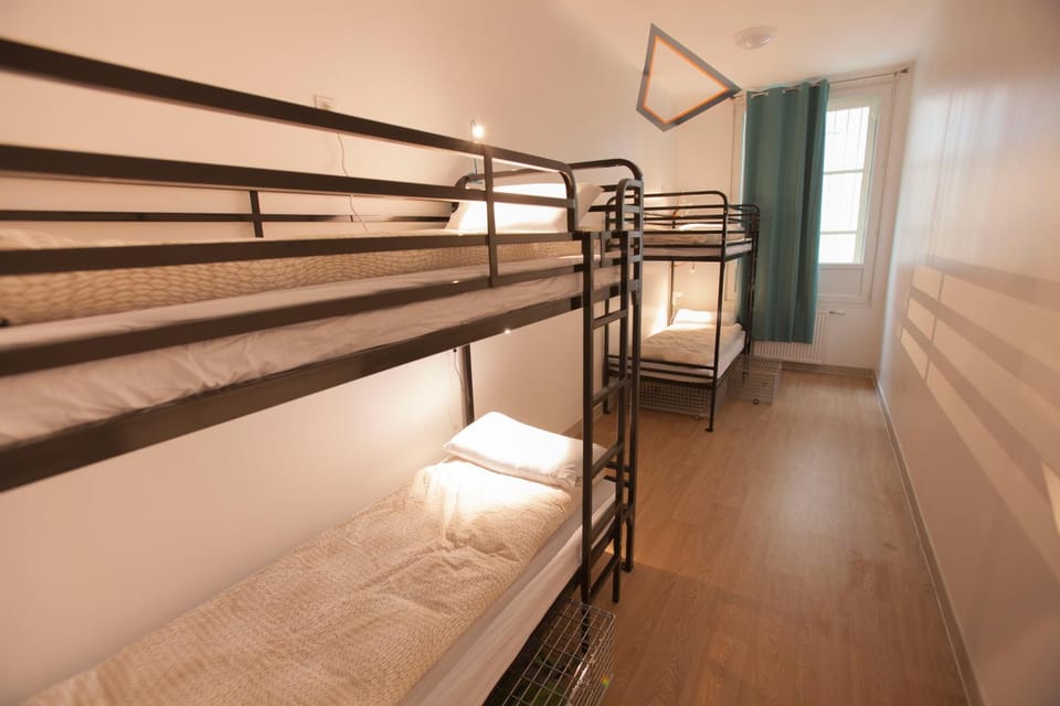 bunk bed