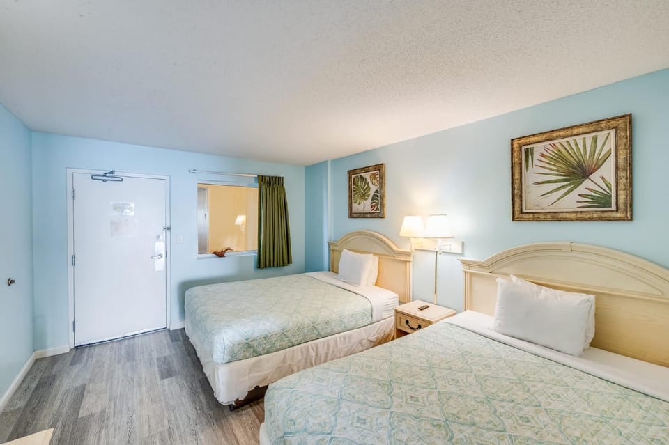 High Floor, Direct Oceanfront Views,Camelot Resort House in Myrtle Beach