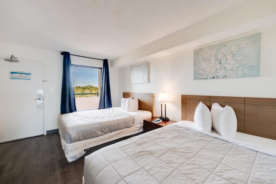 New DirectOceanfront 1BR at Sandcastle South,Pools House in Myrtle Beach
