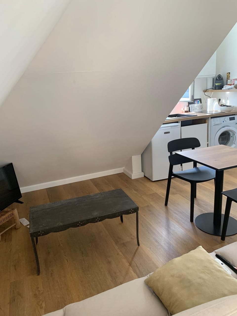 Appartement T2 lumineux au cœur du centre-ville Apartment in Saint-Denis