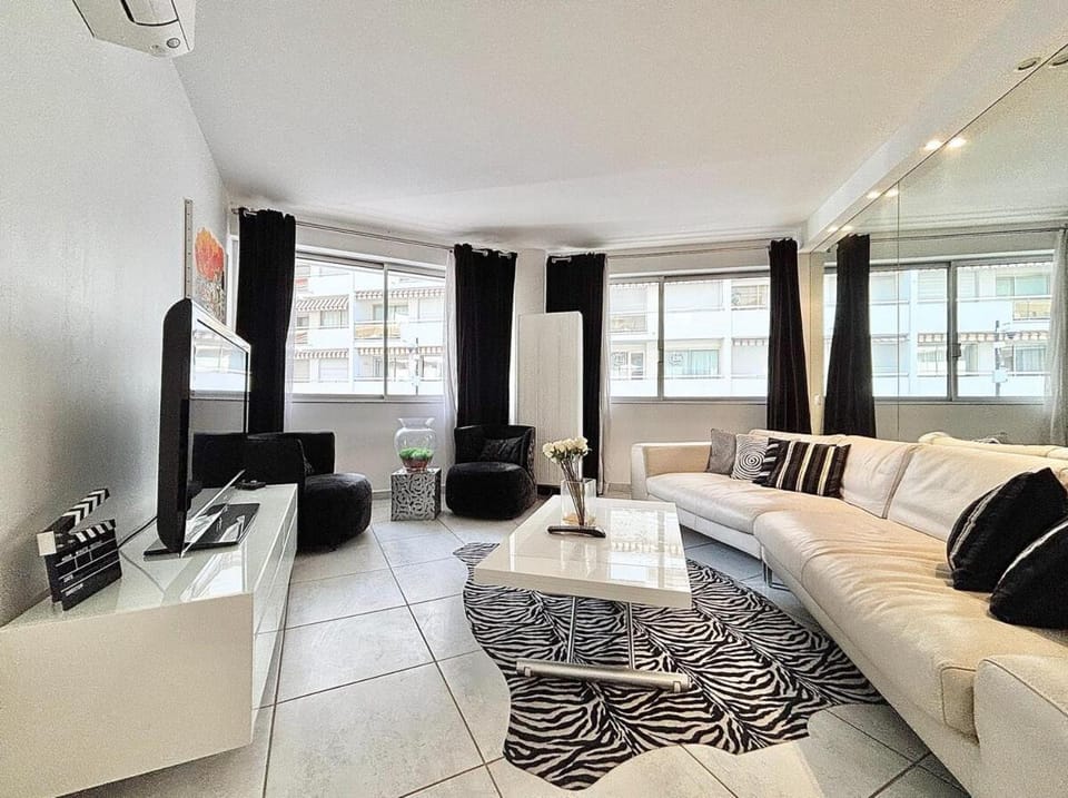Cannes Two bedrooms and Two bathrooms - 20LM Apartment in Cannes
