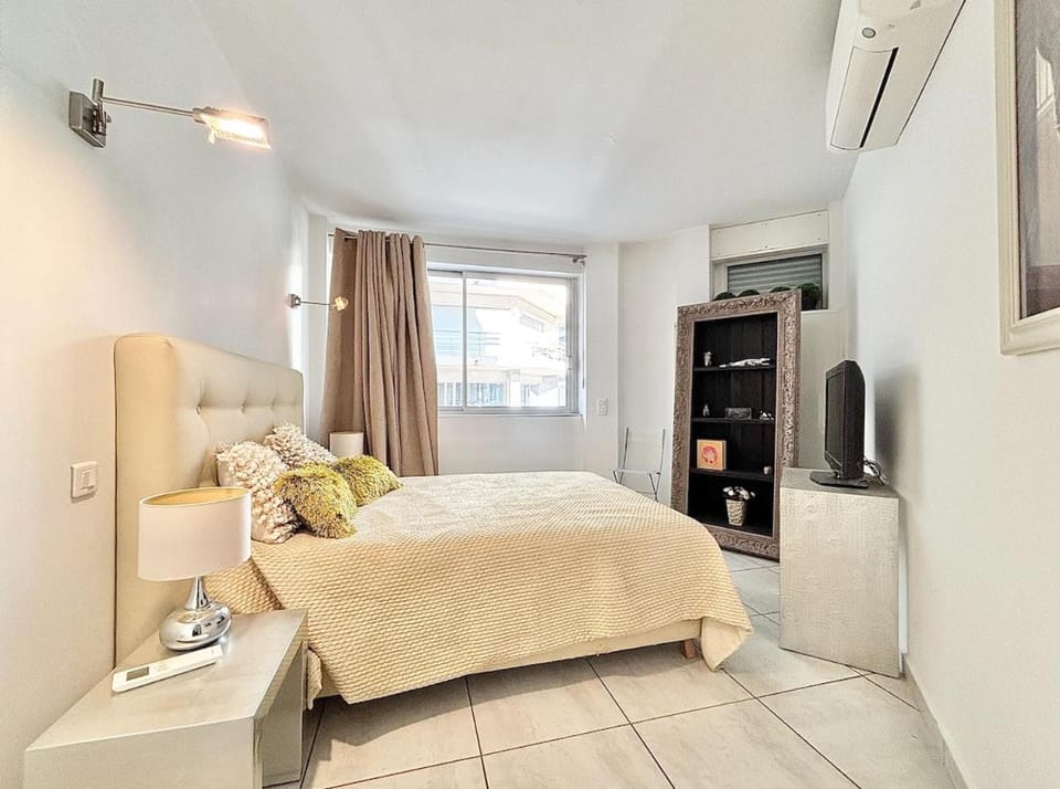 Cannes Two bedrooms and Two bathrooms - 20LM Apartment in Cannes
