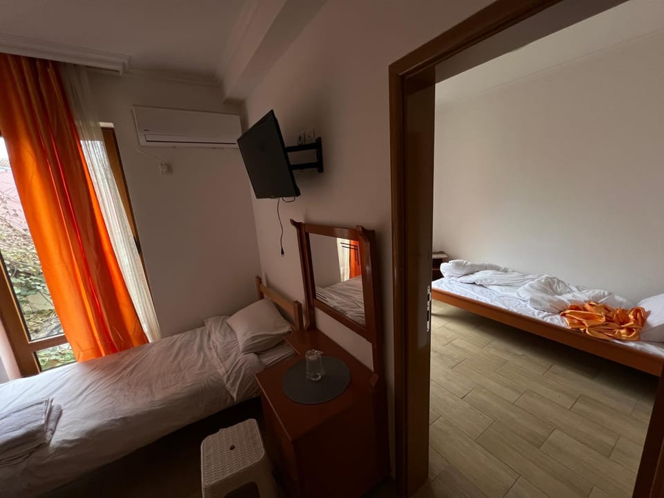 G-CITY Hostel Hotel in Vojvodina