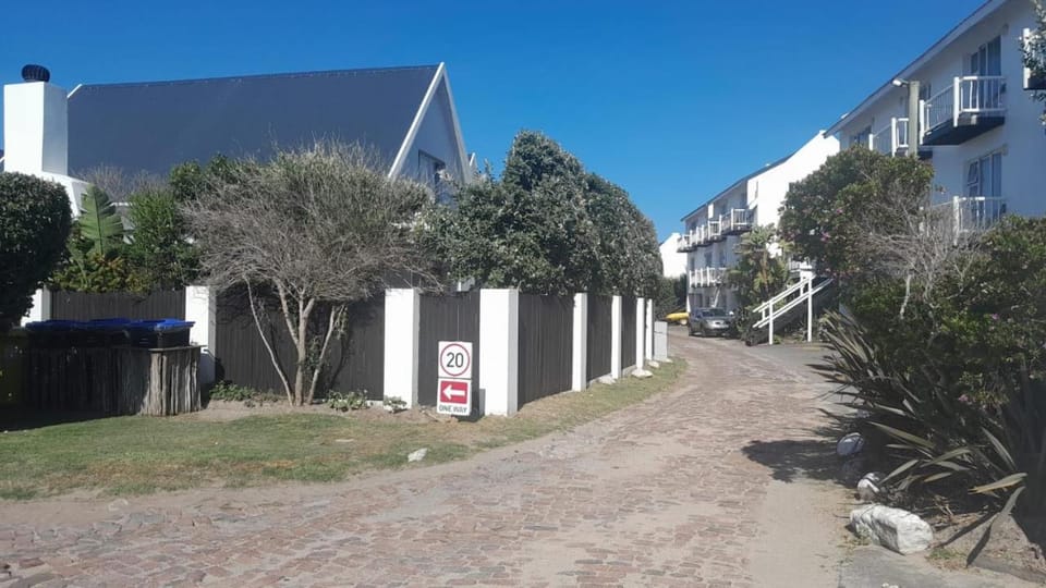 Sunbird 2 House in Eastern Cape