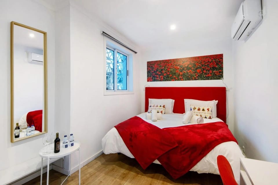 Living room, Bedroom