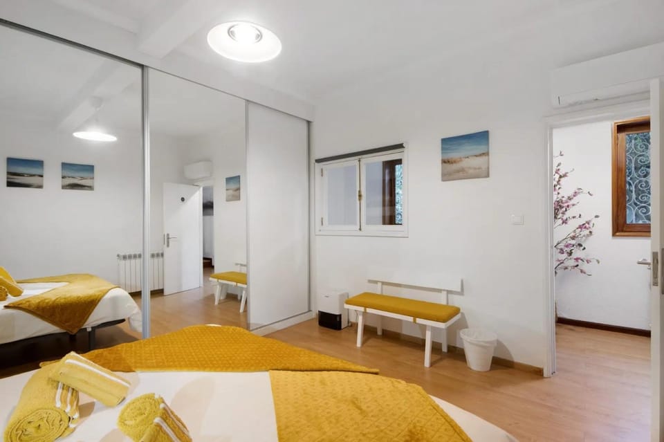 Property building, Living room, Bedroom