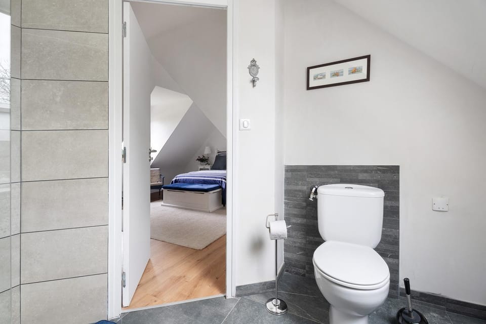 Property building, Bathroom, Living room