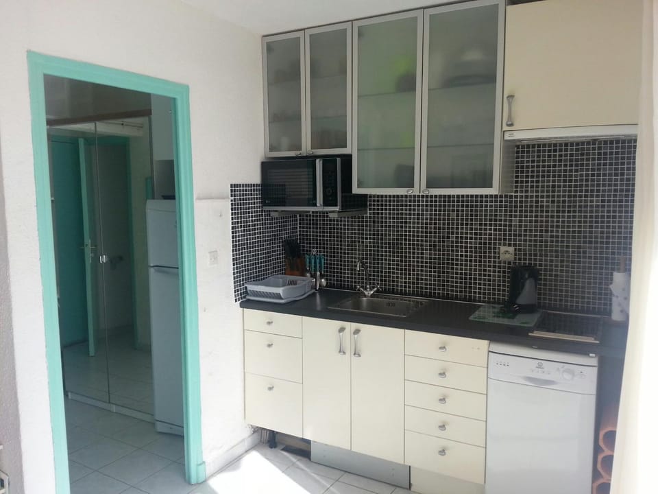 481 Héliopolis C - 2 Pers - magnifique vue mer Apartment in Agde