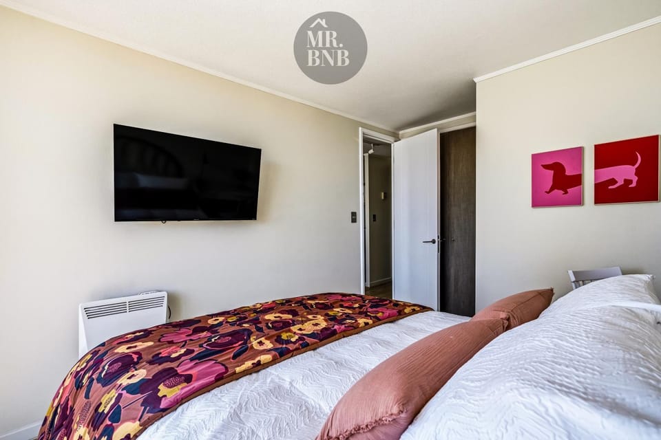 Bed, TV and multimedia