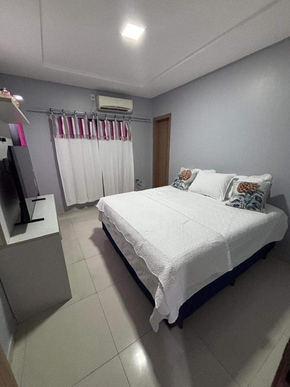 Large house in a gated community with leisure area House in Belém