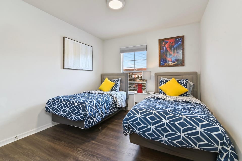 Adventure Awaits! Pool Home just 10 Min to Disney! House in Four Corners