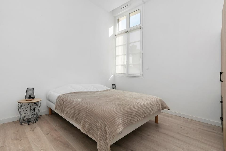Living room, Bedroom