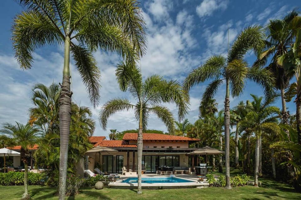 Family Retreat Villa Heated Beach Club Access Villa in Punta Mita