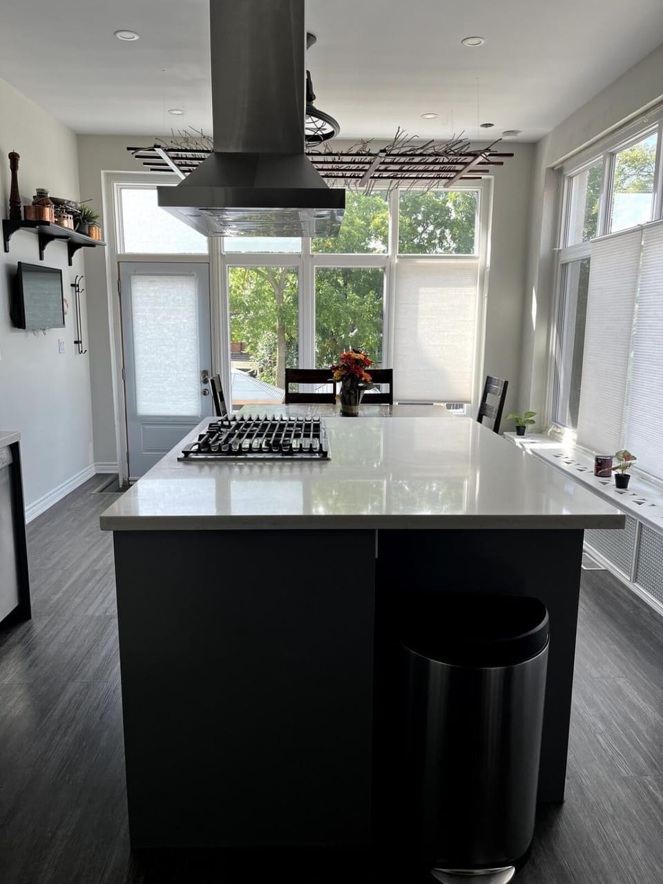 1Br Apt In Mansion With Indoor Pool Hot Tub Apartment in Hamilton