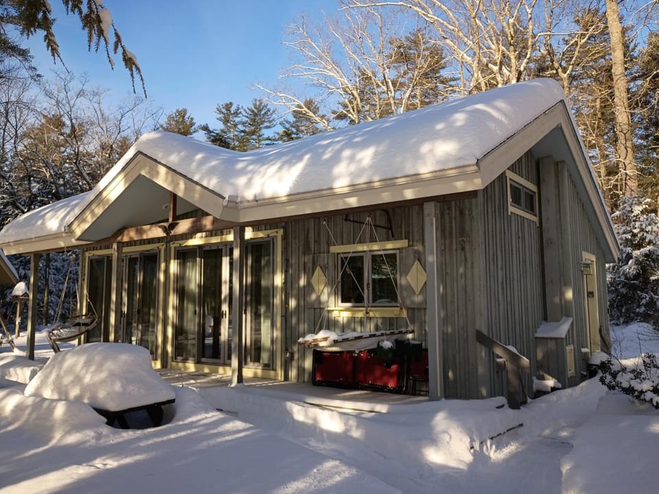 3 Cabins with Sauna on Lake Monomonac by Mount Monadnock Cabin in Rindge