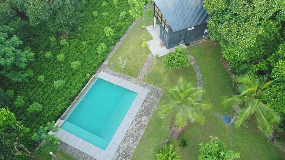 View (from property/room), Garden view, Landmark view, Pool view