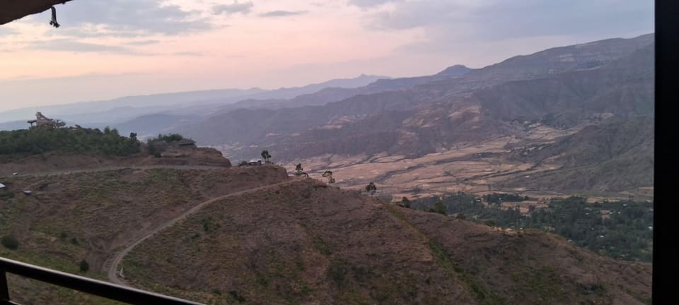 Nearby landmark, Mountain view