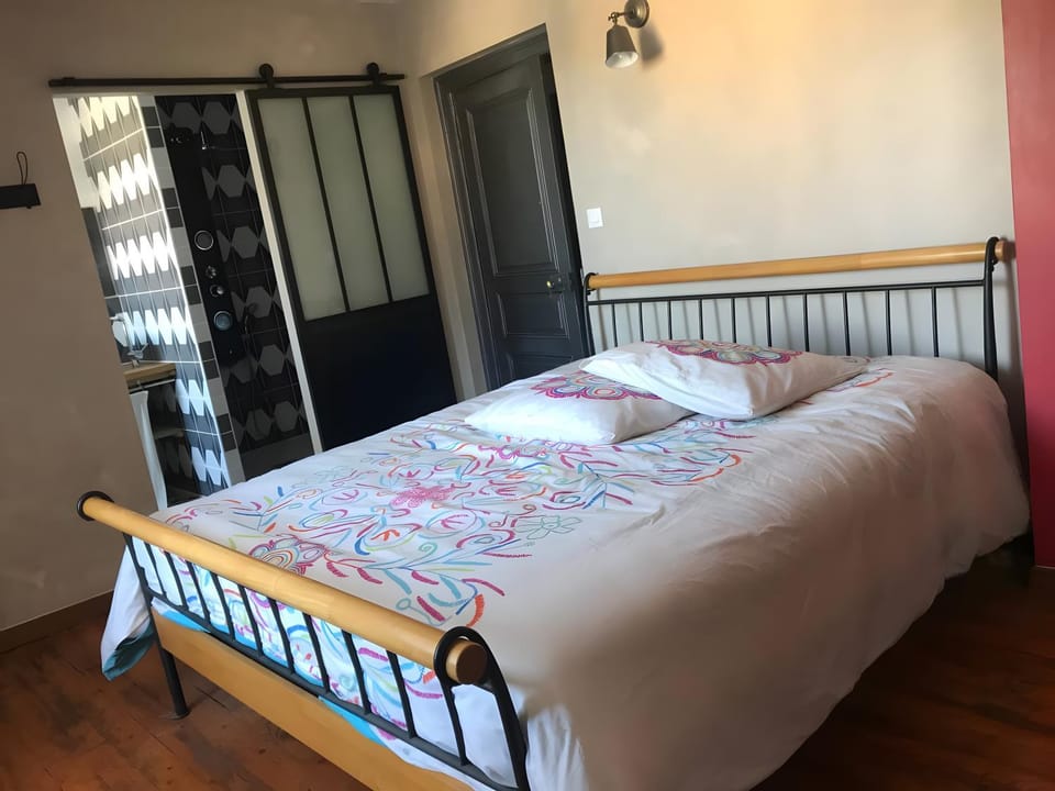 Property building, Living room, Bedroom