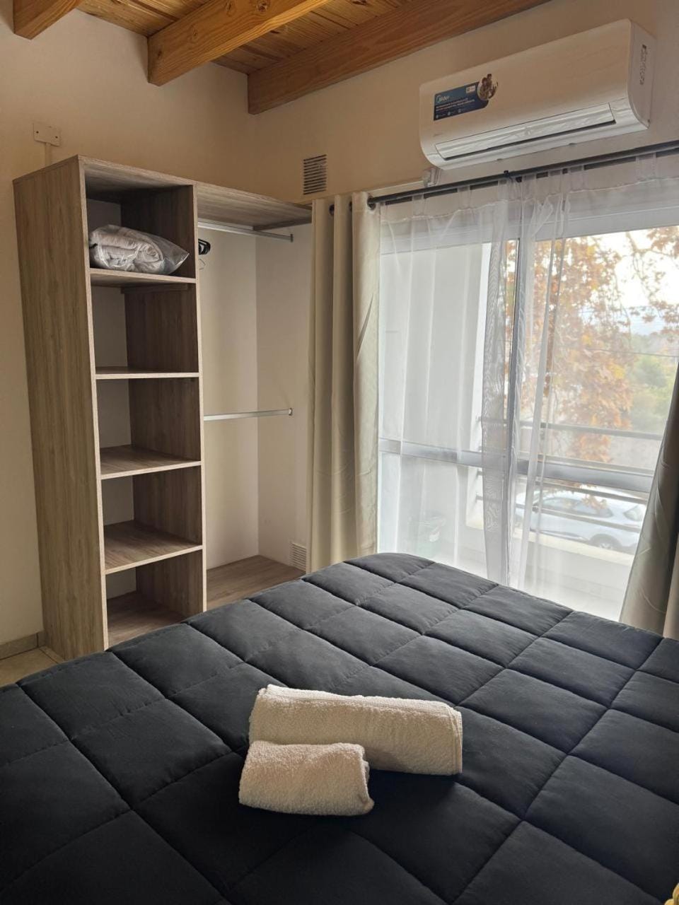 Bedroom, wardrobe, air conditioner