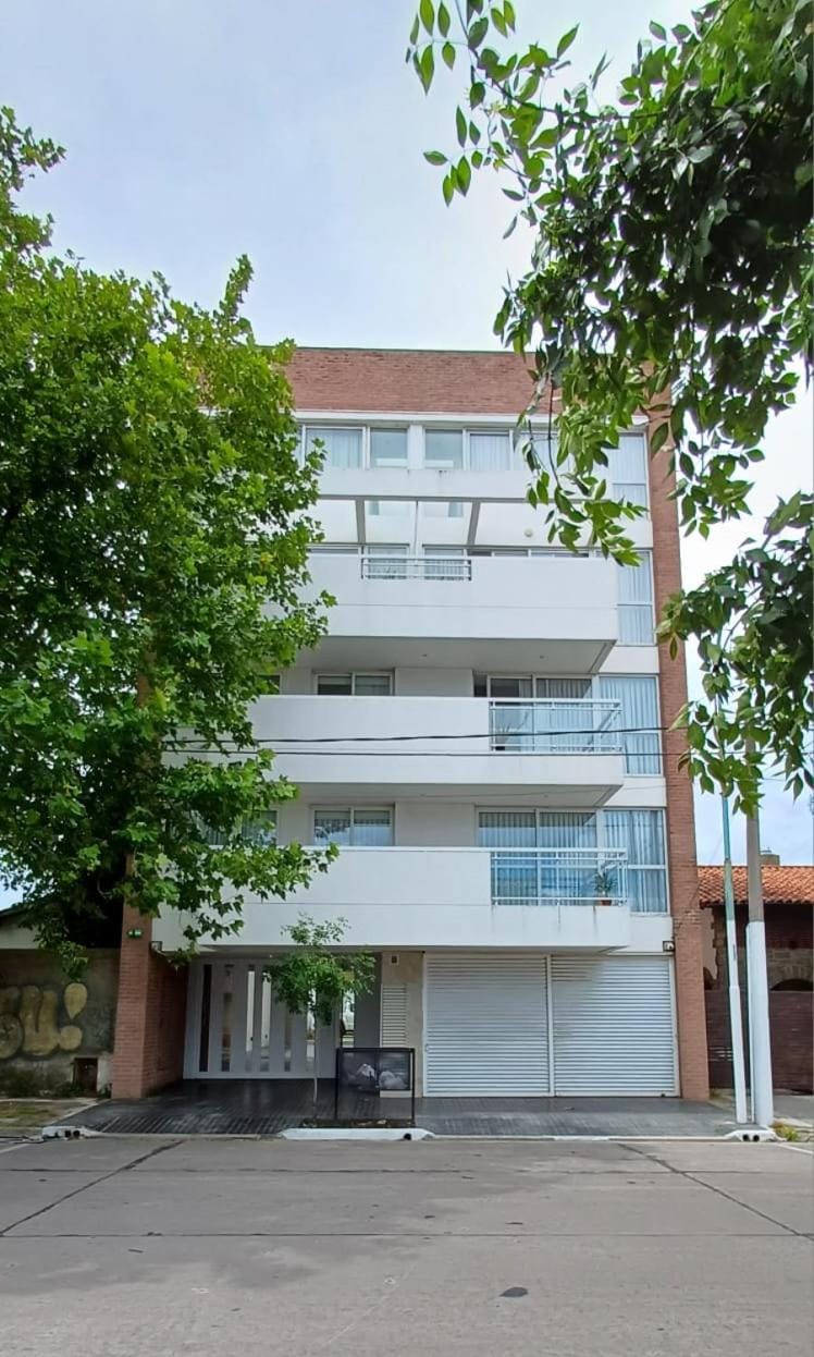 Excelente ubicación con cochera Apartment in Mar del Plata