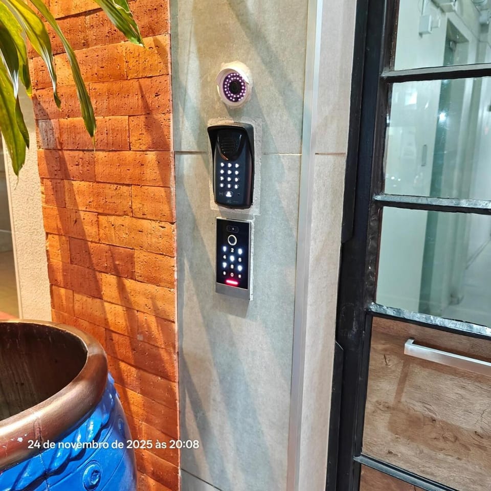 Apenas 100m da Catedral com Ar condicionado e máquina de lavar Apartment in Cascavel