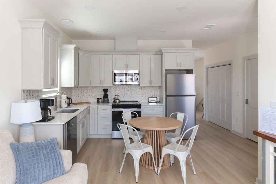 The Nesting Cottage Apartment in Pensacola