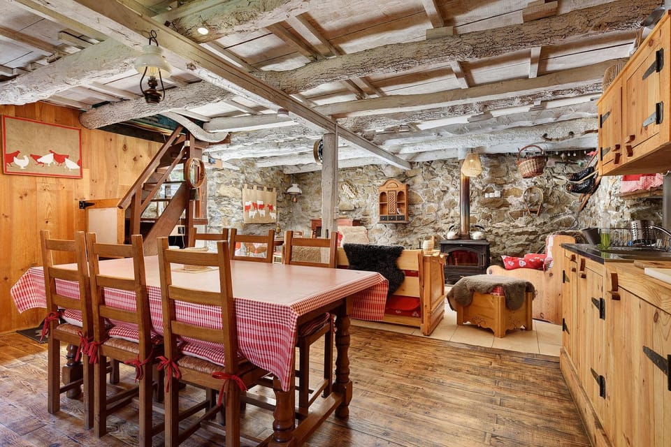 Property building, Living room