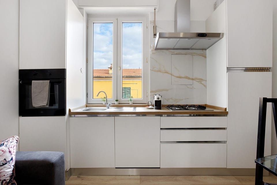 Kitchen or kitchenette, Living room