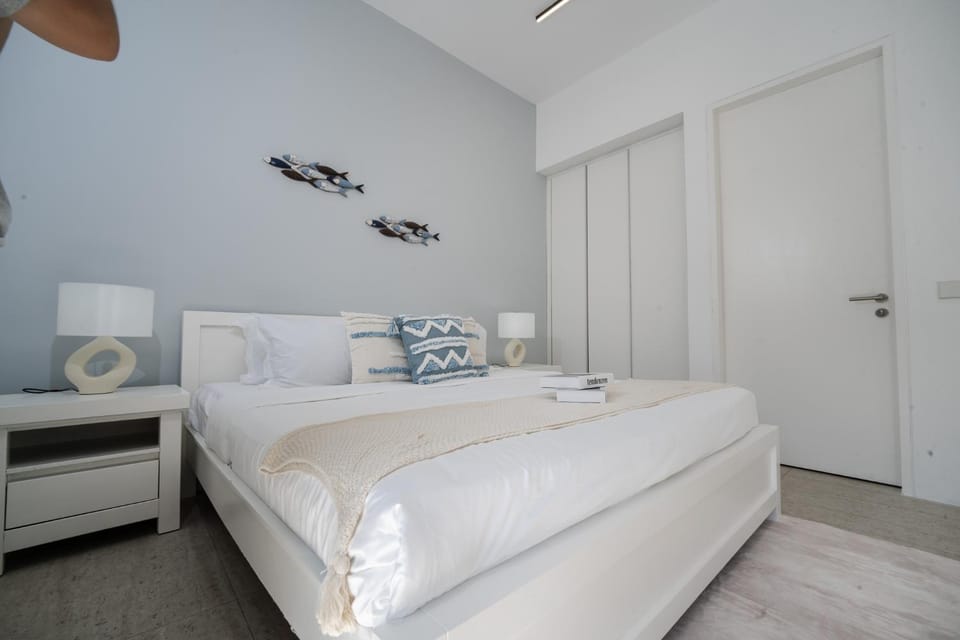By The Sea Haven 2BR 6pax Apartment in Batu Ferringhi, Penang, Malaysia
