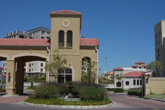 Property building, Location