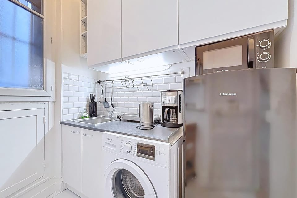 Large 3-room apartment near Porte de Versailles Apartment in Paris