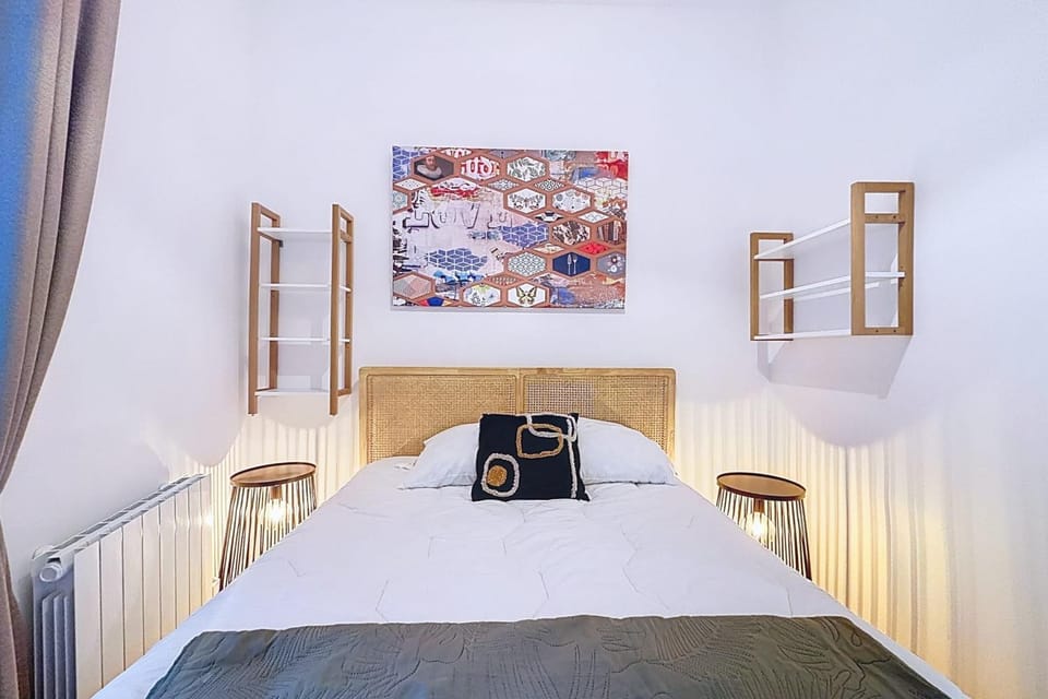 Large 3-room apartment near Porte de Versailles Apartment in Paris