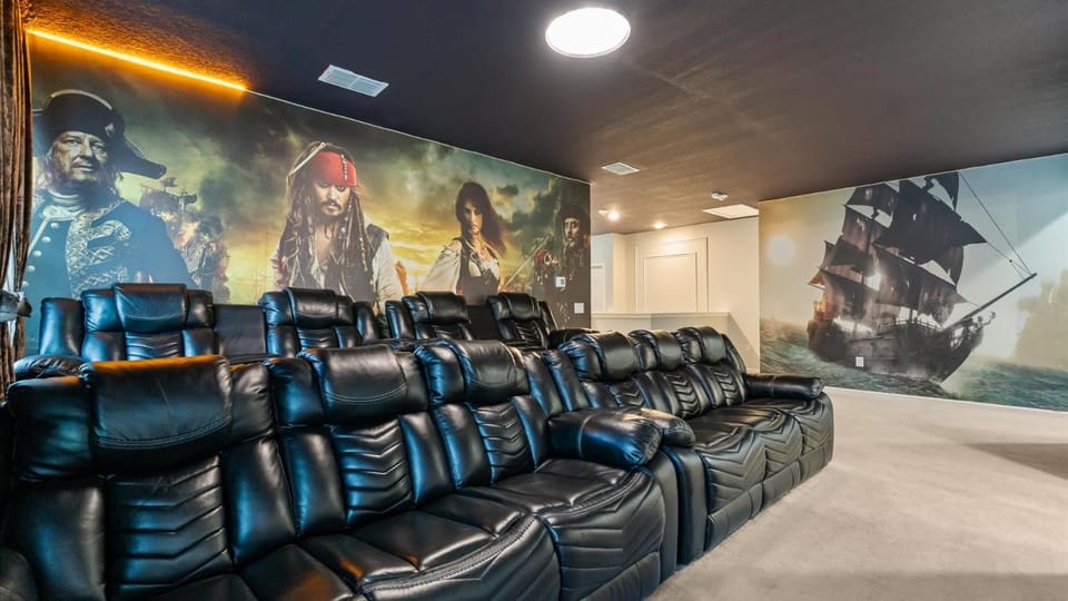 Communal lounge/ TV room, TV and multimedia