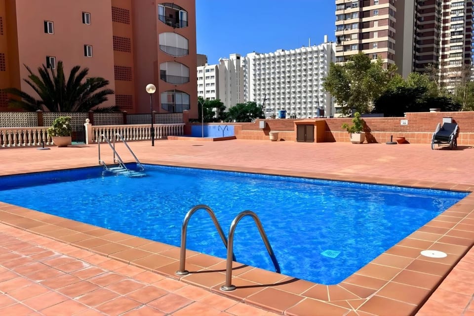 Property building, Day, Pool view, Swimming pool