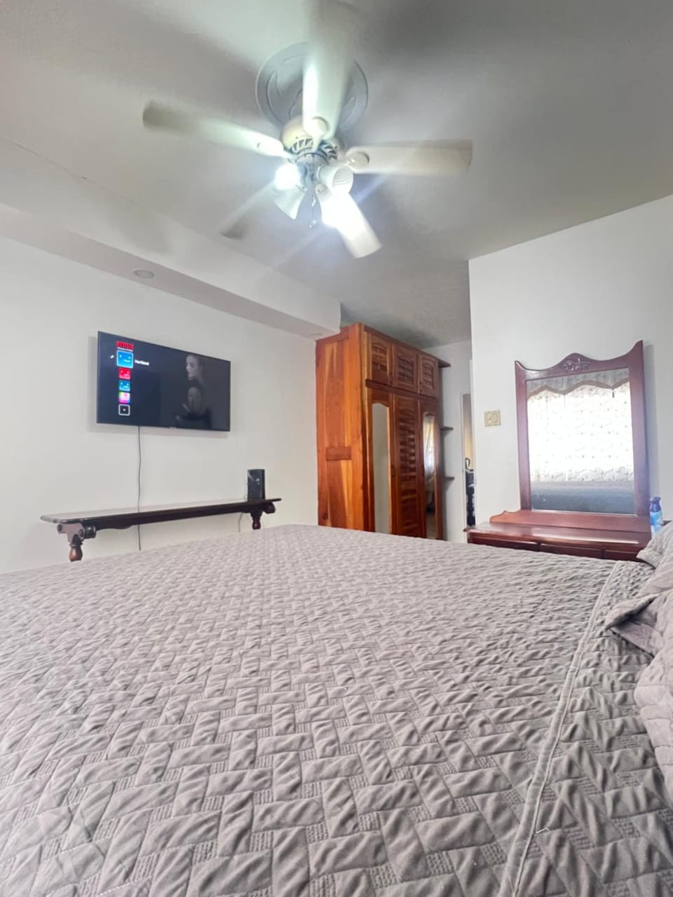 White River Ocho Rios Suite, Luxury Apartment in Ocho Rios