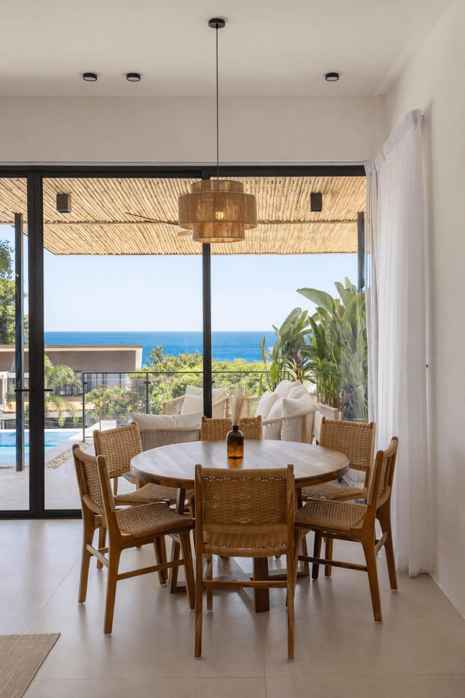 Dining area, Pool view, Sea view