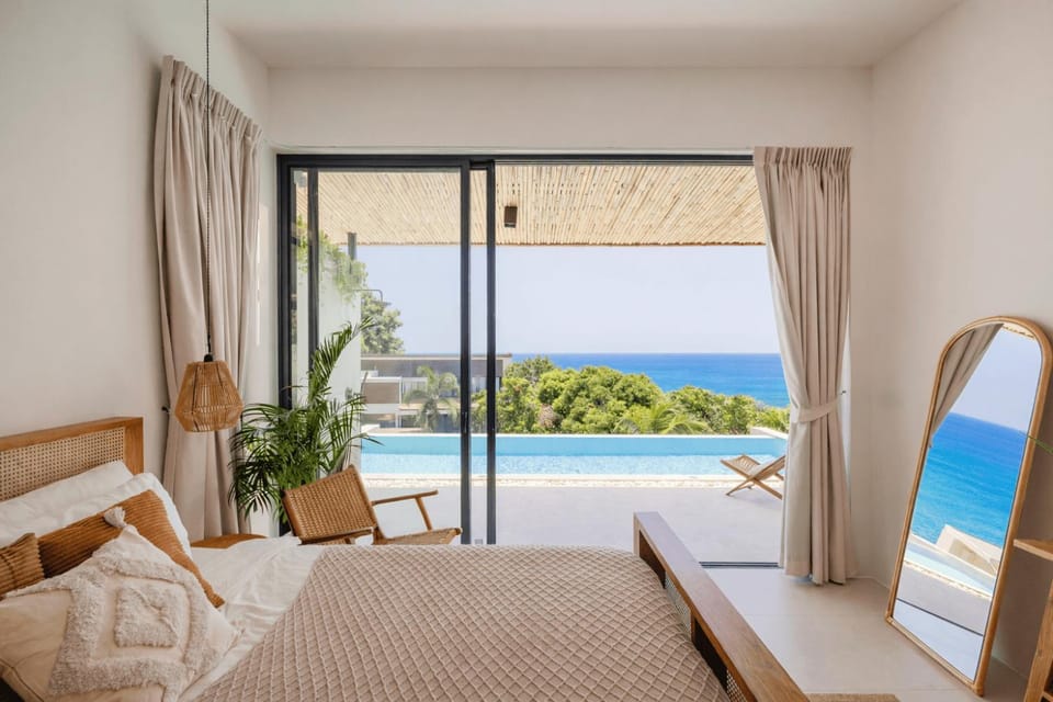 Decorative detail, Decorative detail, Bedroom, Pool view, Pool view, Sea view, Sea view