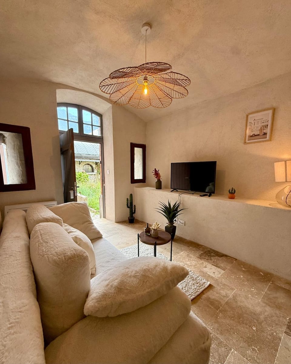 La Douceur du Fort - Parking, extérieur, vue Apartment in Haute-Savoie