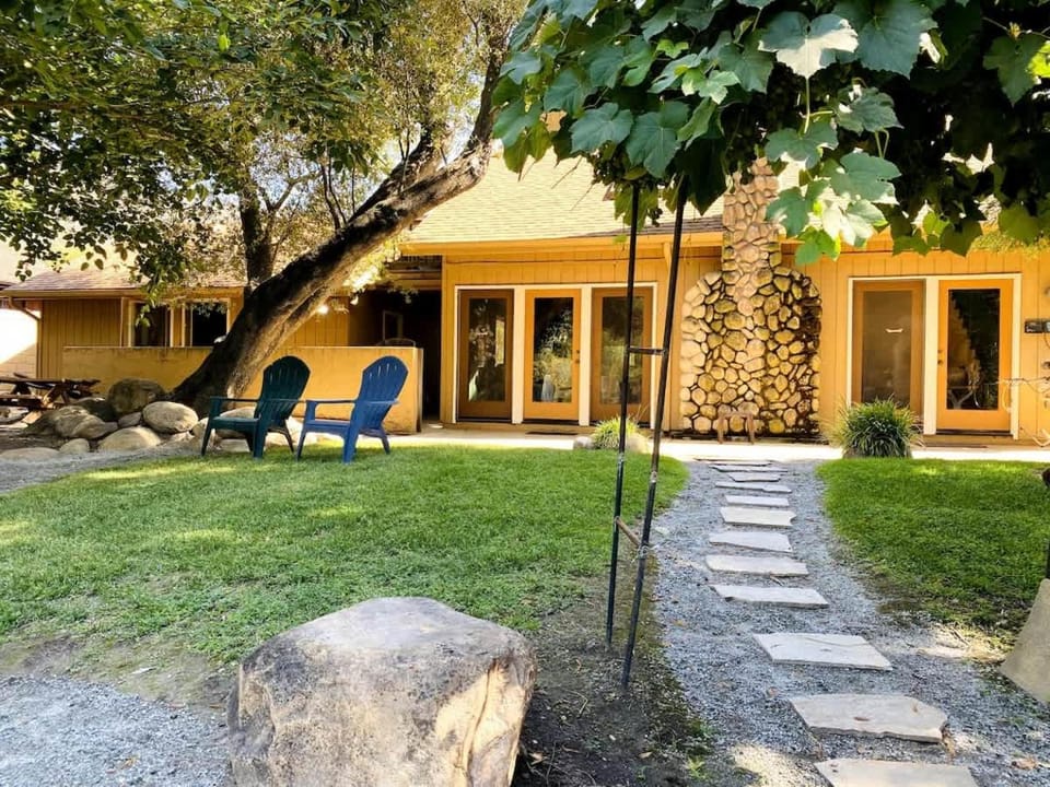 2 Homes by the River House in Three Rivers