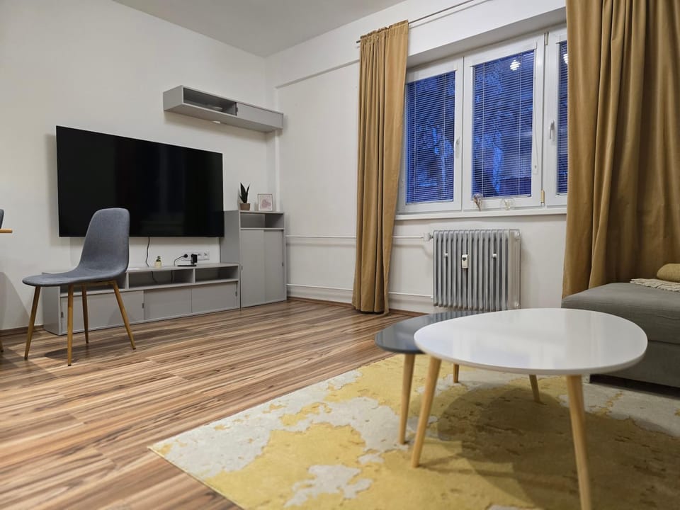 TV and multimedia, Living room