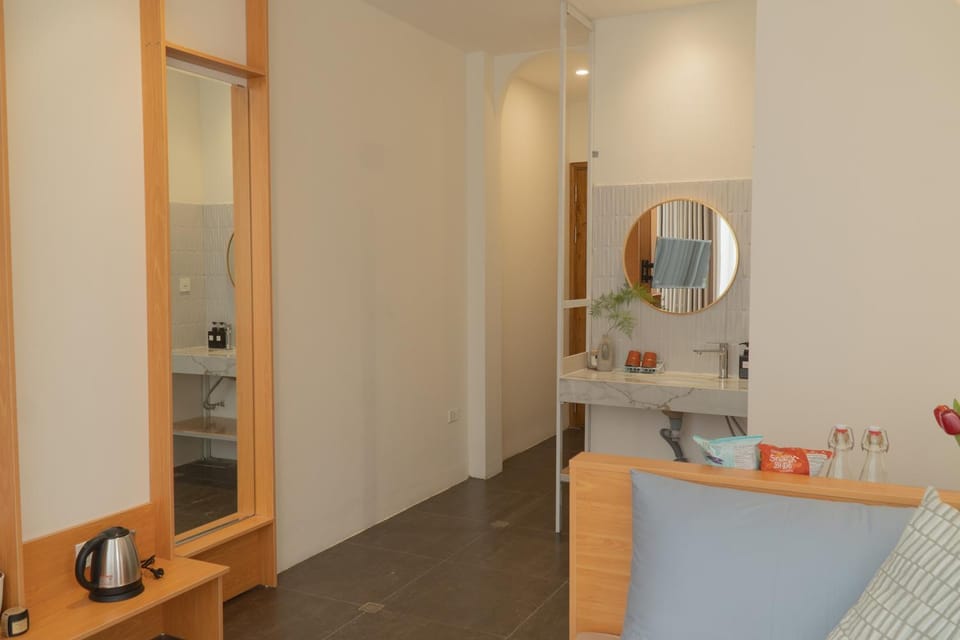 Bonbon Serviced Apartment Apartment in Hanoi